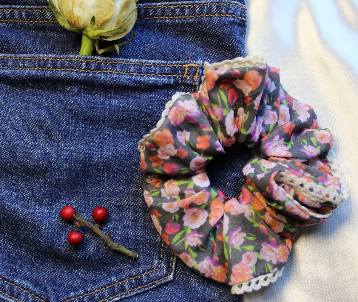 Lace Enhanced Floral Scrunchies Size Medium