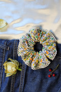 Lace enhanced floral scrunchie Size Medium
