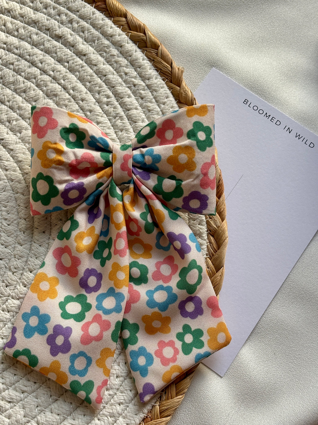 Rainbow floral - Miditail Hair bow