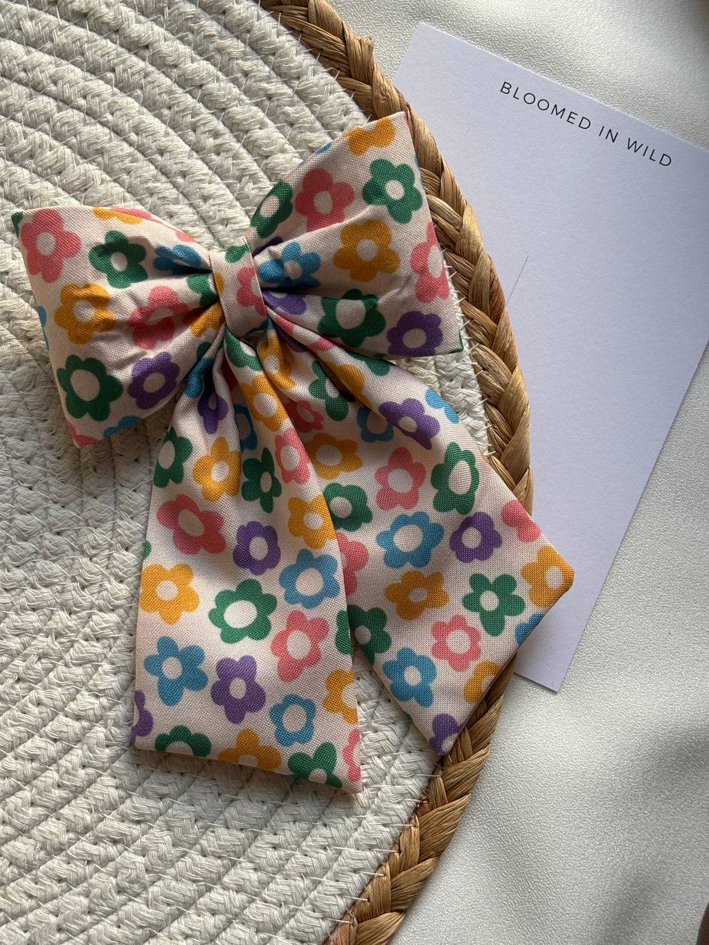 Rainbow floral - Miditail Hair bow