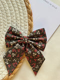 Black Meadow - Sailor Bow