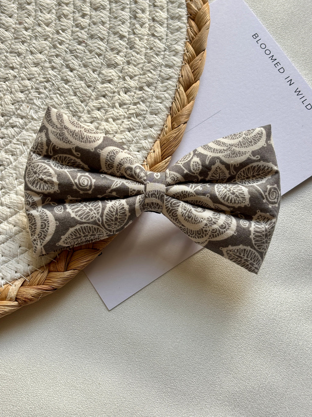 Heritage Bloom - Classic Bow