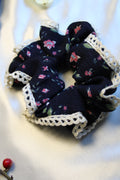 Lace enhanced Scrunchie - Black Size Medium